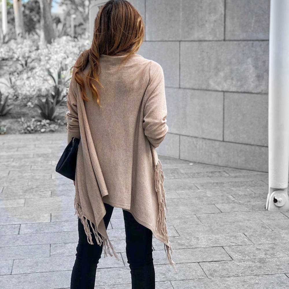 LAST1 - FRINGE CARDI - Oatmeal - Picture 6 of 6